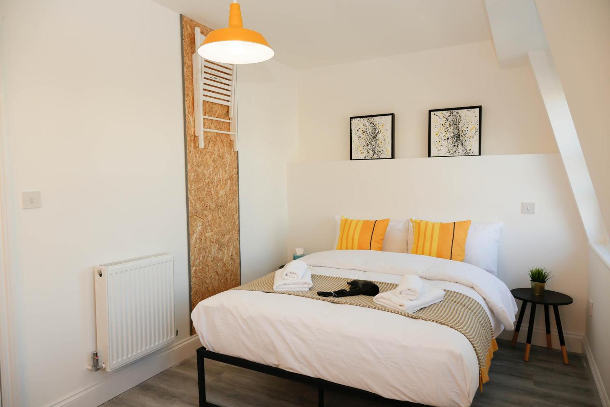 Luxury Rooms In Camden Town Near Shops, Cafes, Bars & Metro With Shared Bathrooms Londra Dış mekan fotoğraf
