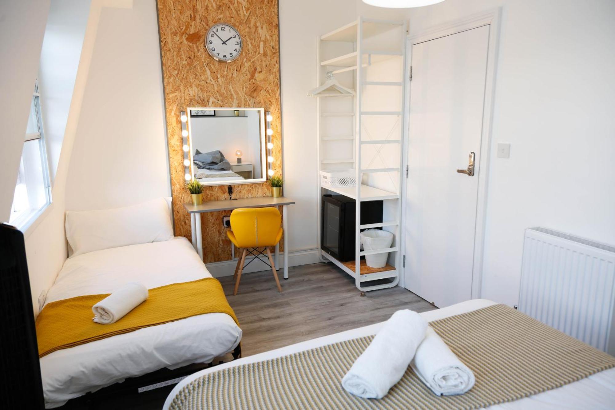 Luxury Rooms In Camden Town Near Shops, Cafes, Bars & Metro With Shared Bathrooms Londra Dış mekan fotoğraf