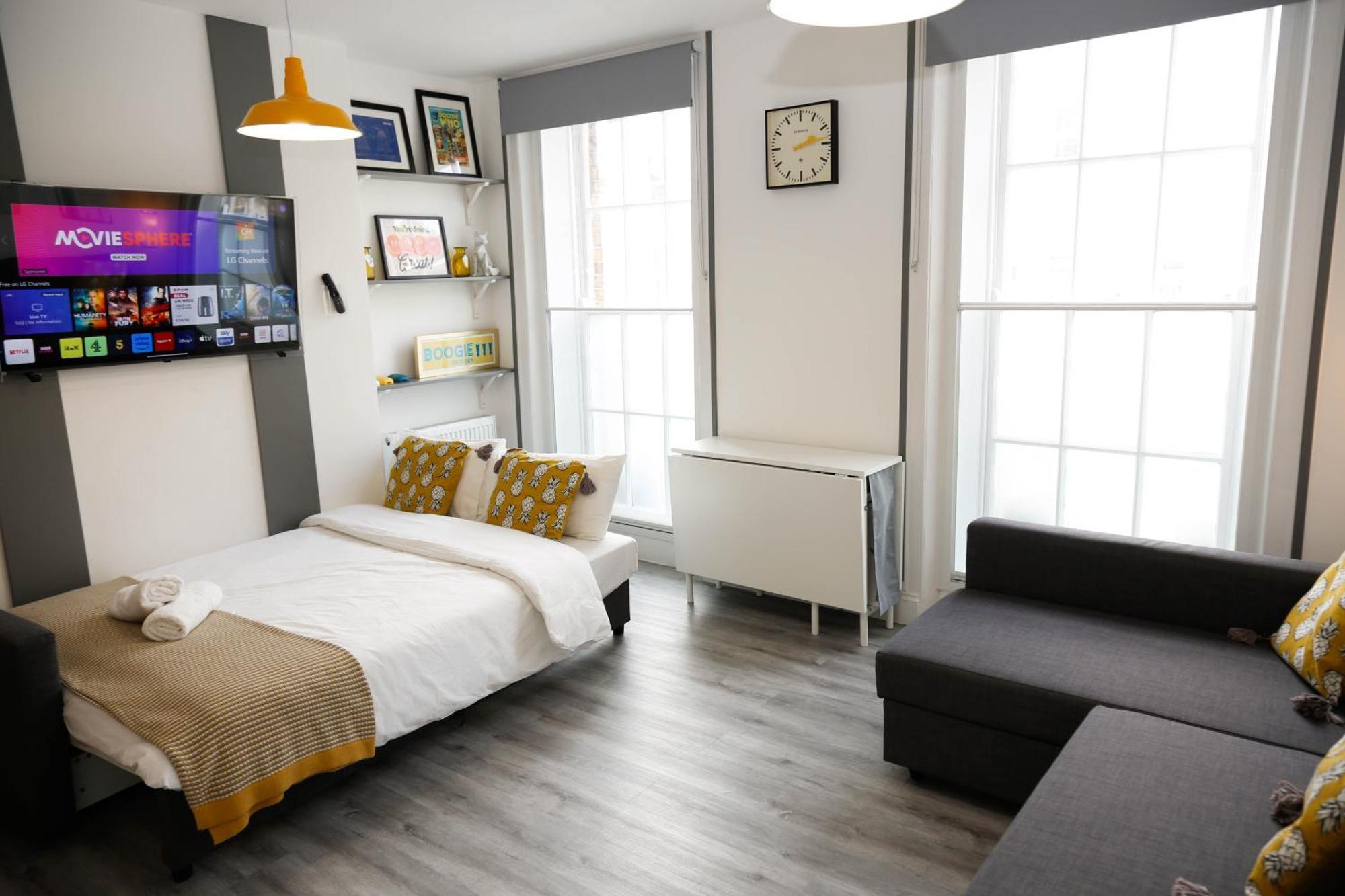 Luxury Rooms In Camden Town Near Shops, Cafes, Bars & Metro With Shared Bathrooms Londra Dış mekan fotoğraf