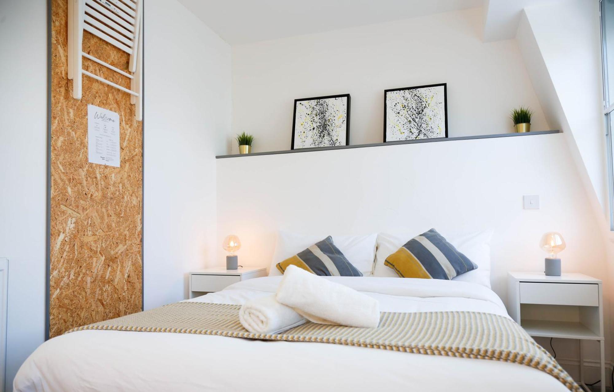 Luxury Rooms In Camden Town Near Shops, Cafes, Bars & Metro With Shared Bathrooms Londra Dış mekan fotoğraf
