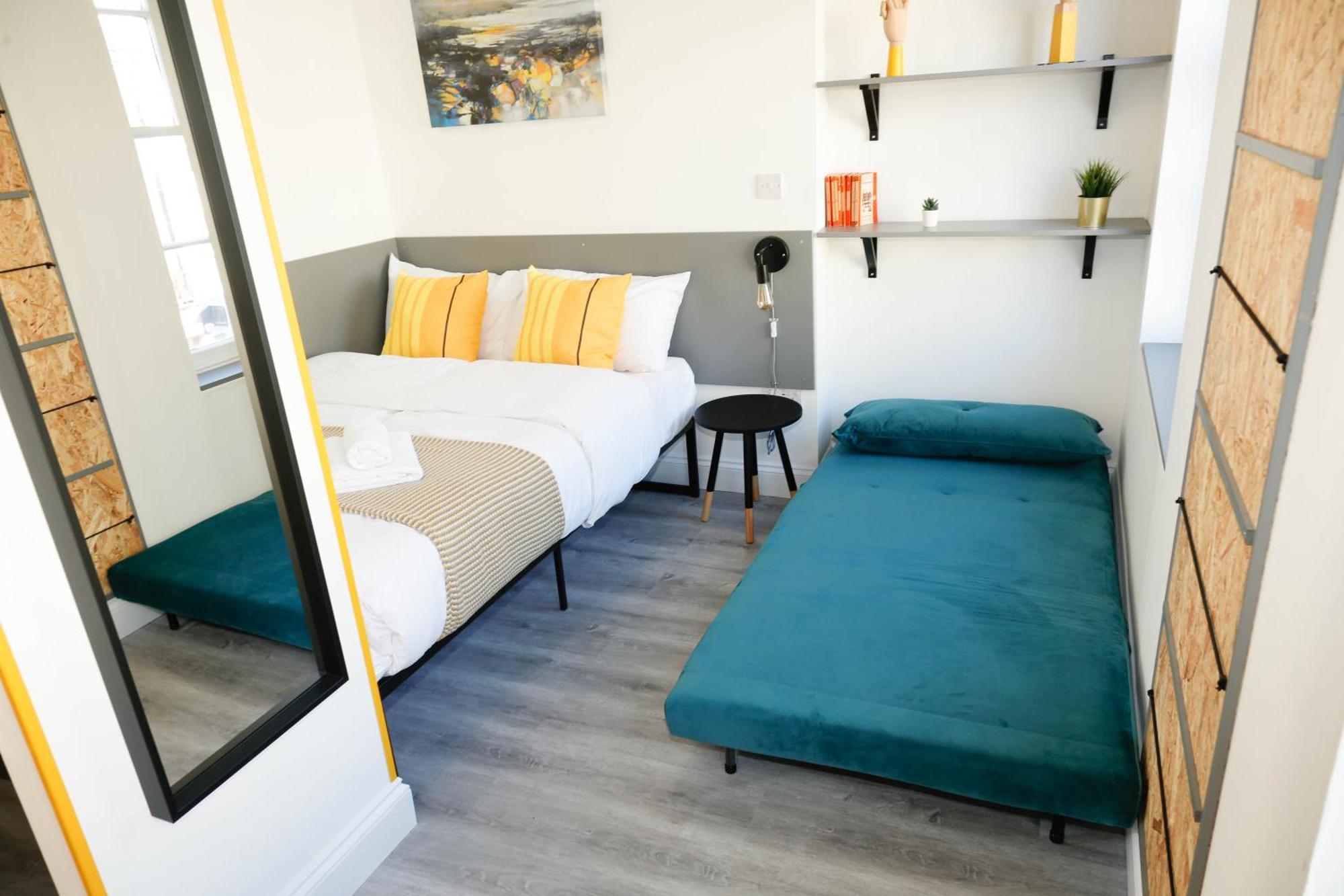 Luxury Rooms In Camden Town Near Shops, Cafes, Bars & Metro With Shared Bathrooms Londra Dış mekan fotoğraf